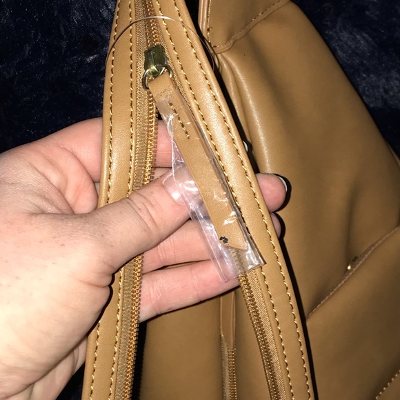 NWOT!!!! Tan/Camel Sling Backpack 🎒 - Picture 5 of 9